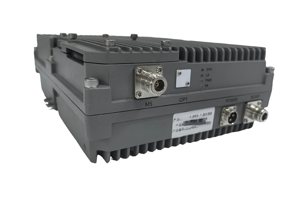  昆都仑三频手机信号接收器2000㎡